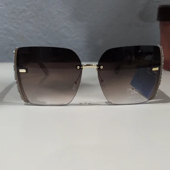 Bob Mackie | Accessories | Bob Mackie Black And Gold  display picture 1